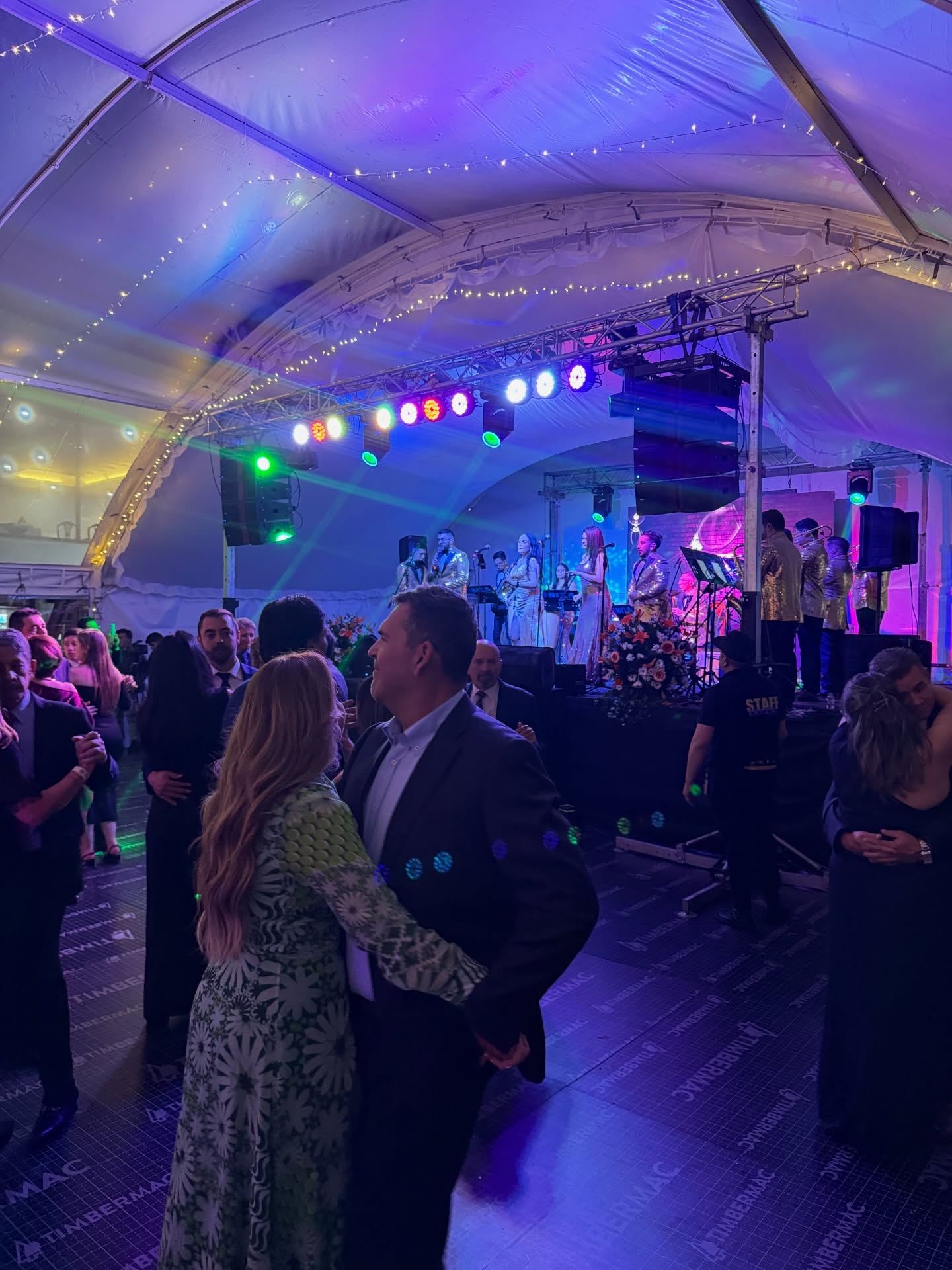 Ibiza Orquesta - banda en vivo para fiesta
